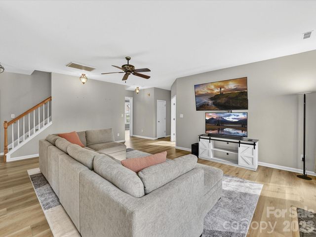 9563 Valencia Avenue NW, Concord, NC 28027