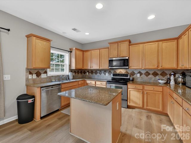 9563 Valencia Avenue NW, Concord, NC 28027