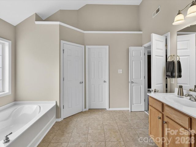 9563 Valencia Avenue NW, Concord, NC 28027