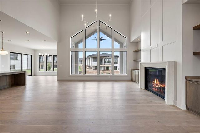 11807 W 181st Terrace, Overland Park, KS 66013
