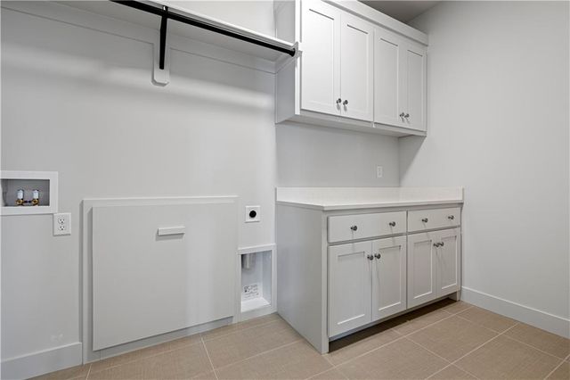 11807 W 181st Terrace, Overland Park, KS 66013