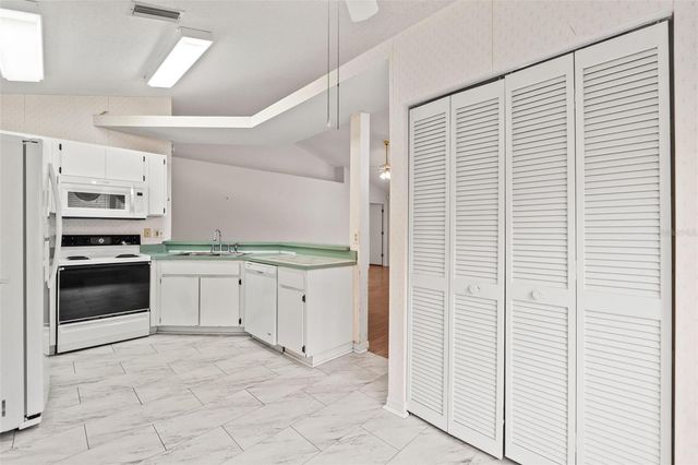 13504 FAWN RIDGE BOULEVARD, Tampa, FL 33626