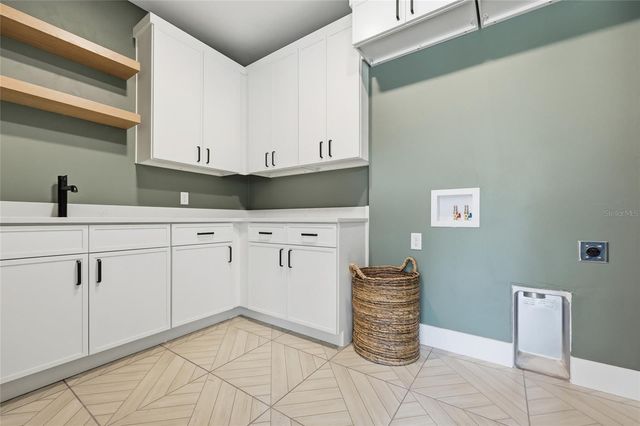 728 SW 131 STREET, Newberry, FL 32669