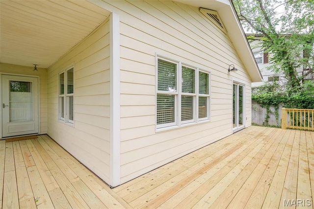 25 Madison Avenue, Washington, MO 63090