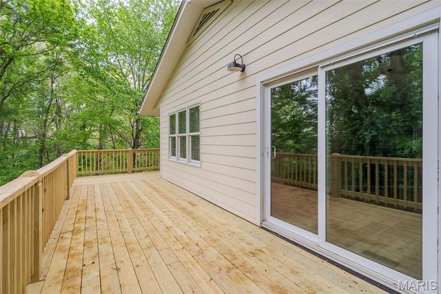 25 Madison Avenue, Washington, MO 63090