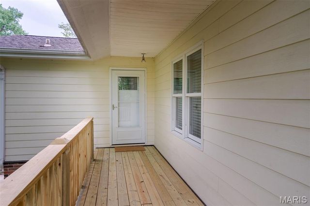 25 Madison Avenue, Washington, MO 63090