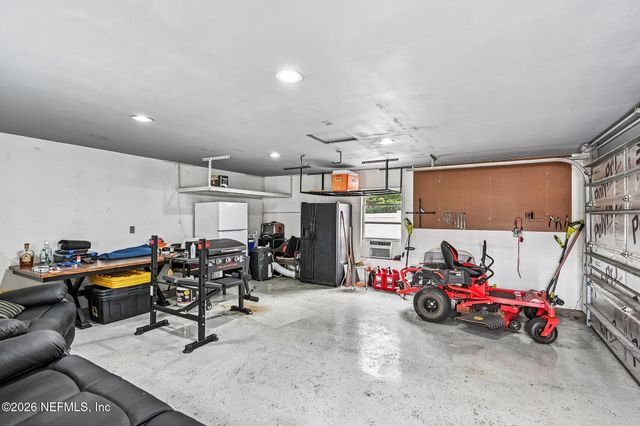 830 WELLHOUSE Drive, Jacksonville, FL 32220
