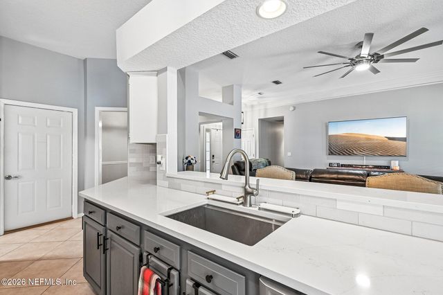 830 WELLHOUSE Drive, Jacksonville, FL 32220