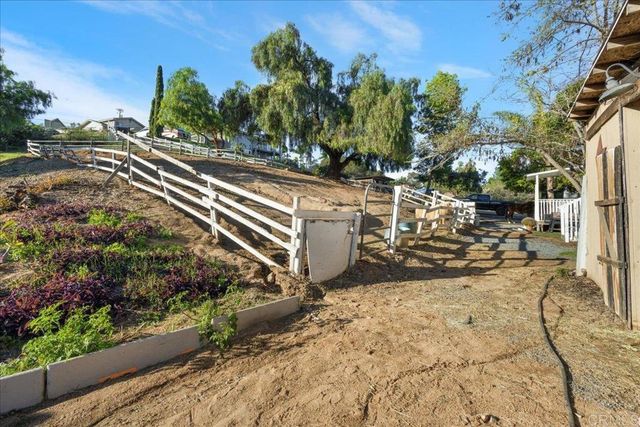 410 Woodland Lane, El Cajon, CA 92021