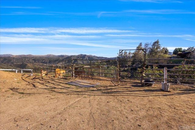 410 Woodland Lane, El Cajon, CA 92021