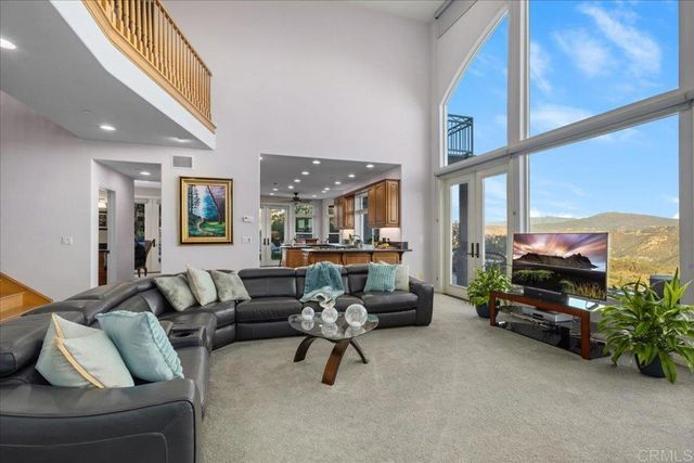 410 Woodland Lane, El Cajon, CA 92021