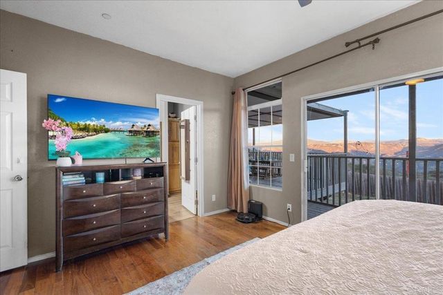 410 Woodland Lane, El Cajon, CA 92021