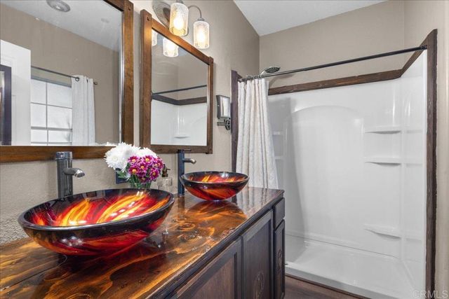 410 Woodland Lane, El Cajon, CA 92021