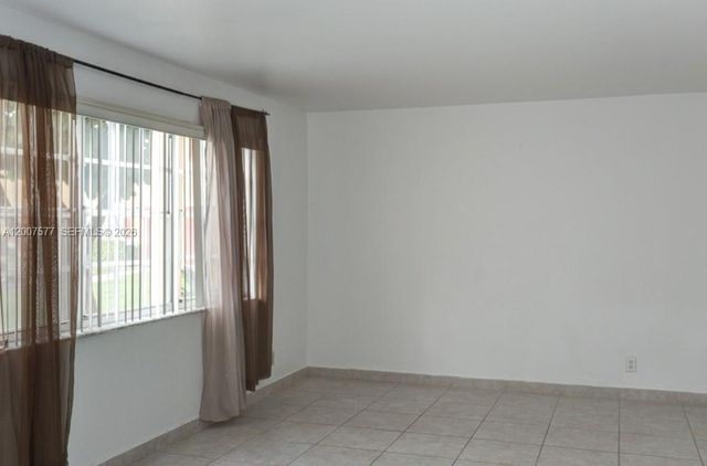 8020 SW 17th Place 35, Davie, FL 33324