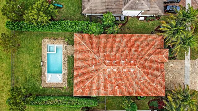 9244 Grand Prix Lane, Boynton Beach, FL 33472