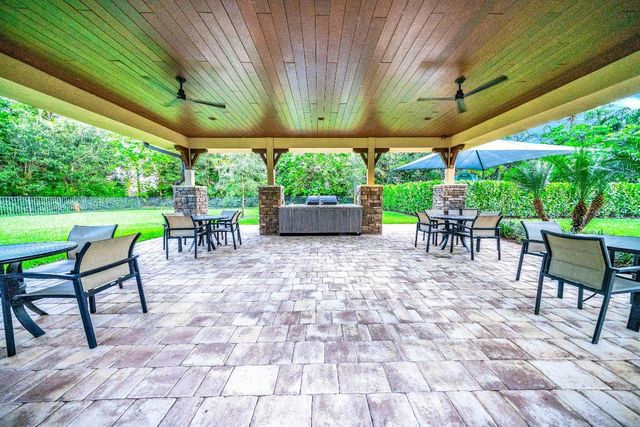 9244 Grand Prix Lane, Boynton Beach, FL 33472