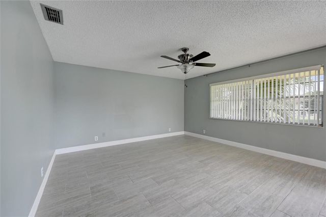 8760 AZALEA Court 203, Tamarac, FL 33321