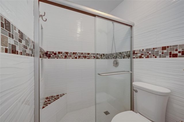 8760 AZALEA Court 203, Tamarac, FL 33321