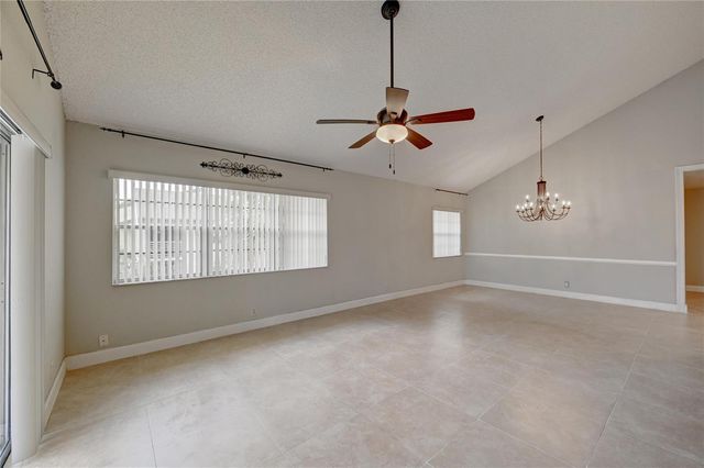8760 AZALEA Court 203, Tamarac, FL 33321