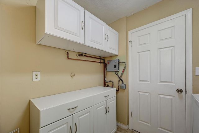 8760 AZALEA Court 203, Tamarac, FL 33321