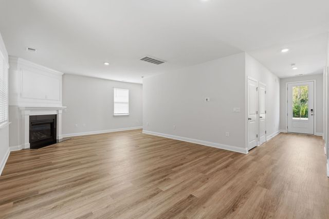 3319 Moss Bridge Ln., Myrtle Beach, SC 29579