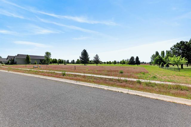 1438 E 12TH St, Deer Park, WA 99006