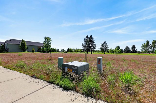 1438 E 12TH St, Deer Park, WA 99006