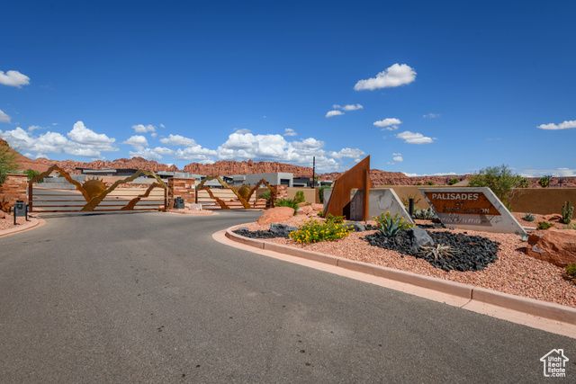 771 E PALISADES CIR, Ivins, UT 84738