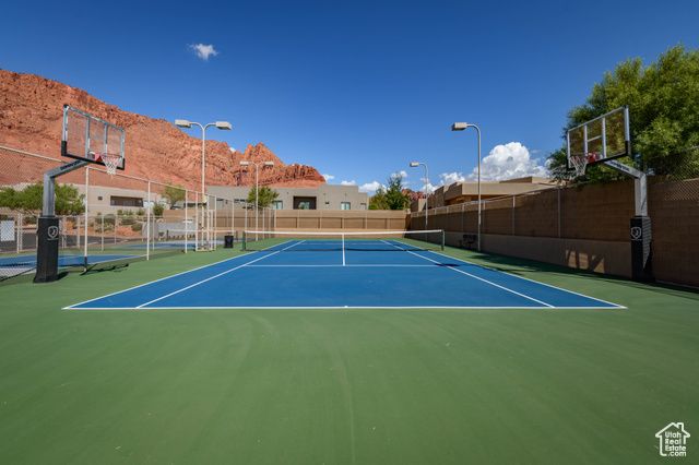 771 E PALISADES CIR, Ivins, UT 84738