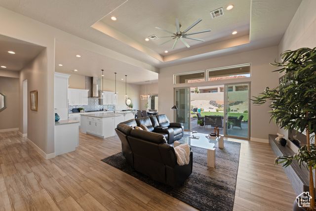 771 E PALISADES CIR, Ivins, UT 84738