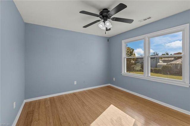 4521 Van Dyck DR, Virginia Beach, VA 23456