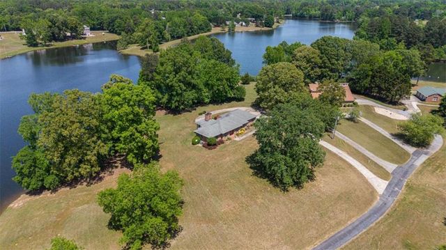 111 Bear Creek Trail, Hampton, GA 30228
