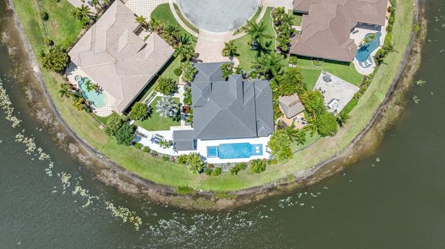 11560 S Sea Court, Wellington, FL 33449