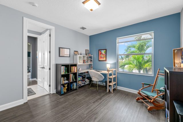 11560 S Sea Court, Wellington, FL 33449