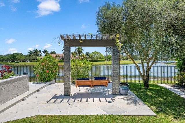 11560 S Sea Court, Wellington, FL 33449