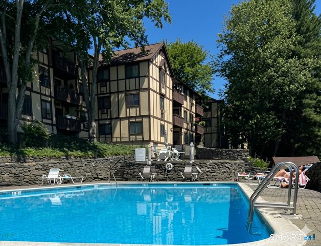 125 Warner Hill Road 67, Stratford, CT 06614