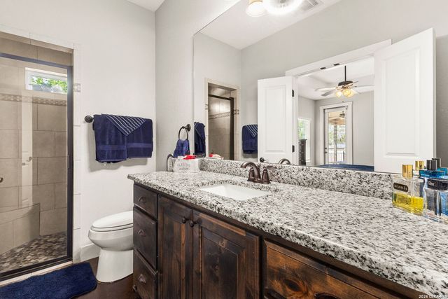950 Live Oak Dr, Spring Branch, TX 78070