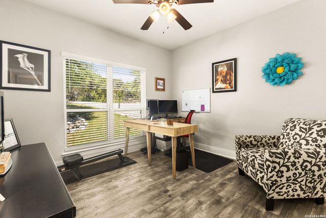 950 Live Oak Dr, Spring Branch, TX 78070