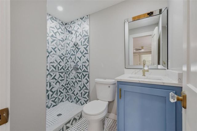 1717 Cambridge Avenue, Kansas City, MO 64126