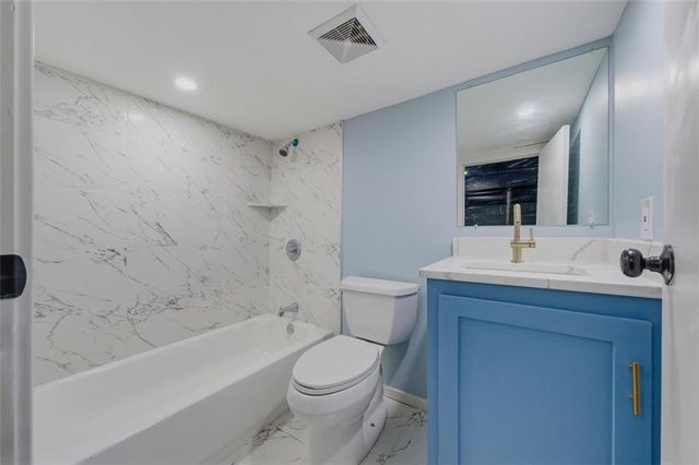 1717 Cambridge Avenue, Kansas City, MO 64126