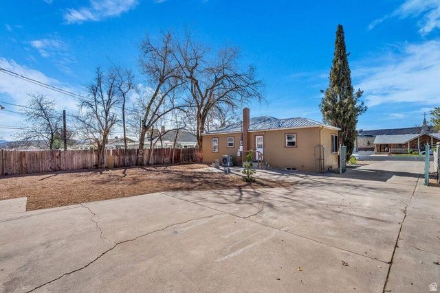 339 S 600 E, St. George, UT 84770