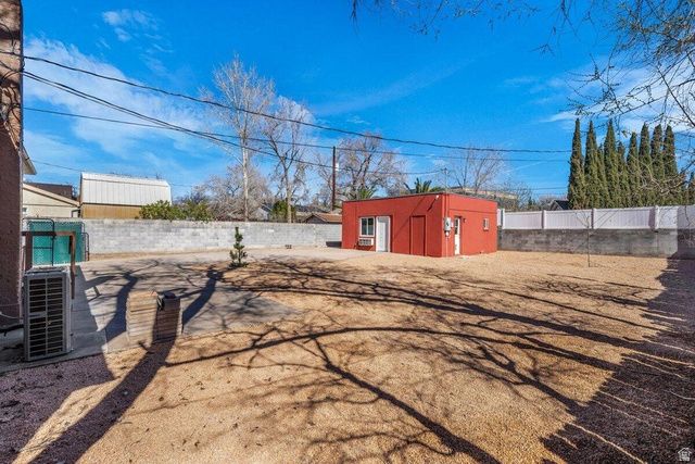 339 S 600 E, St. George, UT 84770