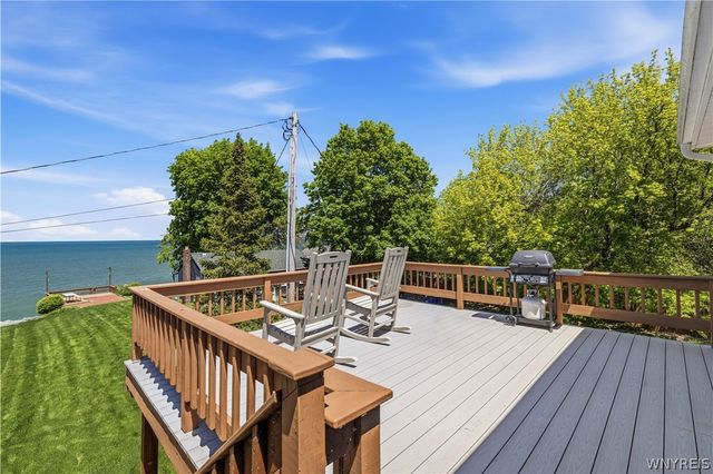 2409 Lake Road, Porter, NY 14131
