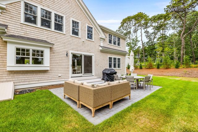 3 Bascom Hollow, Harwich, MA 02645
