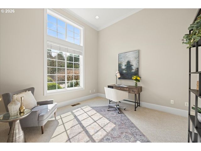 5436 Sw CHAMPION Pl, Portland, OR 97225