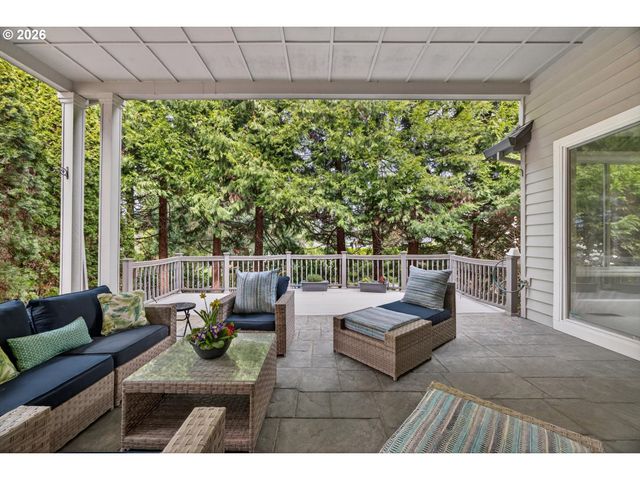 5436 Sw CHAMPION Pl, Portland, OR 97225