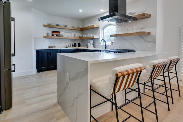 2919 Sweet Briar Street, Grapevine, TX 76051