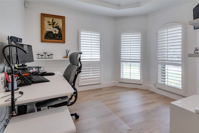 2919 Sweet Briar Street, Grapevine, TX 76051