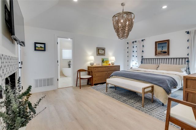 2919 Sweet Briar Street, Grapevine, TX 76051