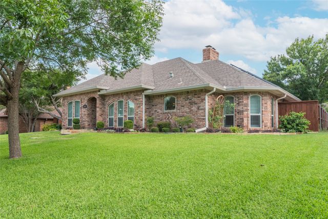 2919 Sweet Briar Street, Grapevine, TX 76051